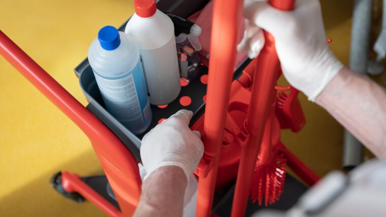 Carrello HyGo Vikan per pulizia professionale organizzata.